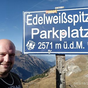 Petr Petrik na vrcholu Edelweisspitze (28.10.2022 14:53)