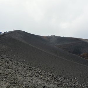 Pavel Kacl na vrcholu Cratere Barbagallo (19.9.2018 12:20)