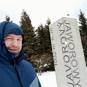 Petr Petrik na vrcholu Javorový vrch (5.2.2022 13:13)