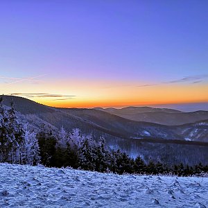 Radka Nezvalová na vrcholu Javorový vrch (6.1.2020 16:24)