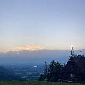 Barbora Sikorová na vrcholu Javorový vrch (10.7.2020 20:36)
