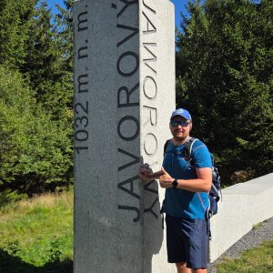 Martin Snopek on the summit of Javorový vrch (8.9.2026 10:58)