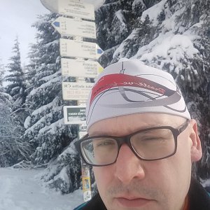 Ivo Poledník na vrcholu Javorový vrch (31.1.2021 12:17)