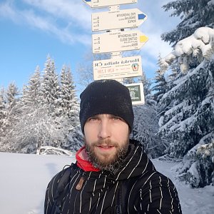 Filip Šimon na vrcholu Javorový vrch (31.1.2021 9:11)