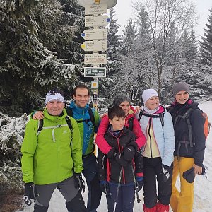 zuzana švidrnochová na vrcholu Javorový vrch (6.2.2021 8:53)