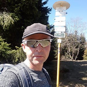 Pavel Skřičík na vrcholu Javorový vrch (19.4.2019 12:19)
