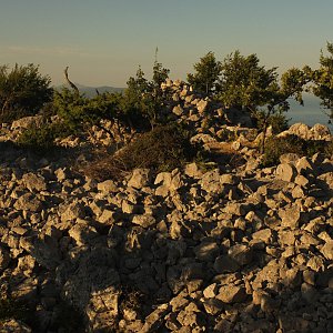 Jan Matiášek on the summit of Sis (5.7.2016 6:47)