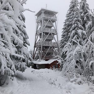 Šárka Foglová na vrcholu Vrchmezí (10.1.2021 10:00)