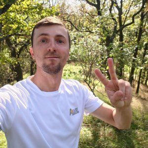 Jiří Králík on the summit of Klobouk JZ (23.9.2026 15:39)