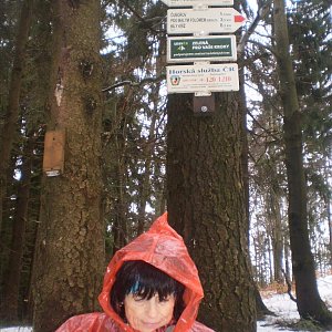 Vlasta a Zdena na vrcholu Burkův vrch (12.3.2018 22:33)