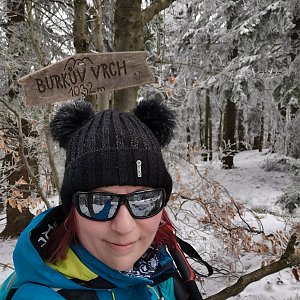 Daniela Vajsová na vrcholu Burkův vrch (28.2.2021 11:58)