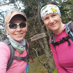 Jana Hrouzková na vrcholu Burkův vrch (24.5.2021 13:56)