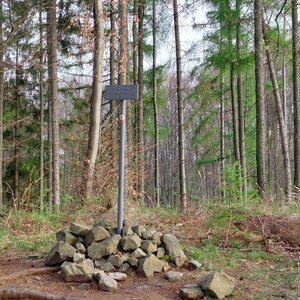 Veronika Trančíková na vrcholu Babí hora (9.4.2024 18:09)