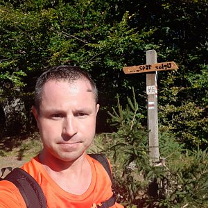 Patrik Valas na vrcholu Uplaz (26.9.2021 13:12)