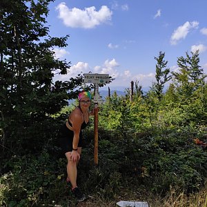 Štěpánka Losertová na vrcholu Veľký Príslop (4.9.2021 13:26)