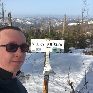 Honza Rotrekl na vrcholu Veľký Príslop (25.2.2021 9:26)