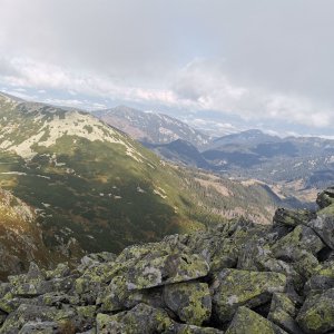 Šárka na vrcholu Konské - V vrchol I (15.9.2023 10:10)