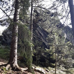 ZdenkaV na vrcholu Bílé kameny (8.4.2024 10:13)