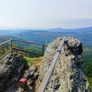Petr Mikeska na vrcholu Bílé kameny (4.10.2025 12:53)