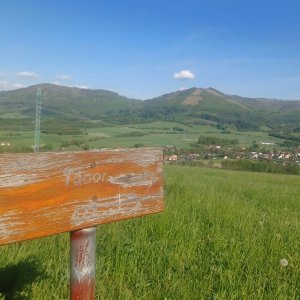 PA!WELL on the summit of Tábor (1.5.2025 16:56)