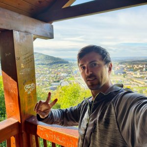 Jiří Králík na vrcholu Brdy (4.10.2025 15:01)