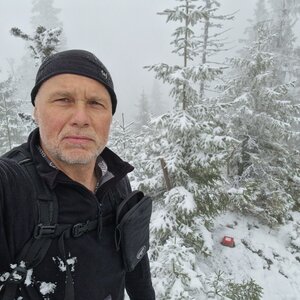 Rastislav Biarinec on the summit of Vysoká (21.4.2024 10:50)