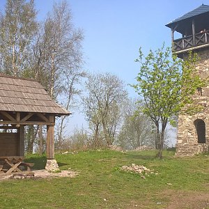Petr Pepe Peloušek on the summit of Marťacký vrch (13.5.2017 9:28)