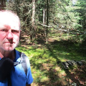 Michal Kříž na vrcholu Nad Šmauzy (22.6.2024 11:14)