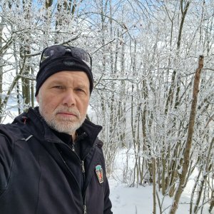 Rastislav Biarinec na vrcholu Biela skala (30.11.2025 11:31)
