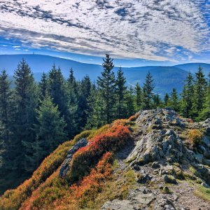 Martin Horáček on the summit of Mariańskie Skały (17.10.2026 10:47)
