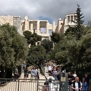 Li Be on the summit of Akropolis (13.4.2025 15:23)