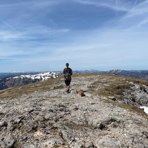 Nika K na vrcholu Heukuppe (14.4.2024 12:30)