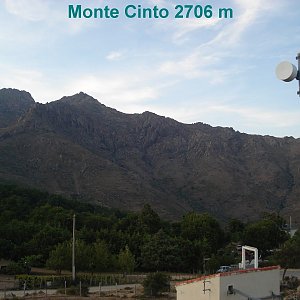 Jirka Zajko on the summit of Monte Cinto (9.8.2009 14:54)
