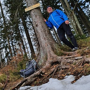 Michal Kohout na vrcholu Čuboňov (25.4.2021 13:57)