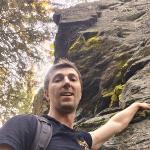 Jiří Králík on the summit of Hřbety (3.9.2025 17:50)
