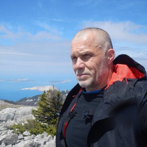 Rastislav Biarinec on the summit of Vučjak (8.5.2019 12:15)