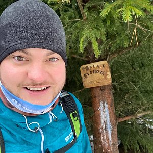 Vladimír Květoň na vrcholu Malá Stolová (23.1.2021 14:10)