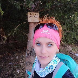 Ivka na vrcholu Malá Stolová (26.2.2021 12:30)