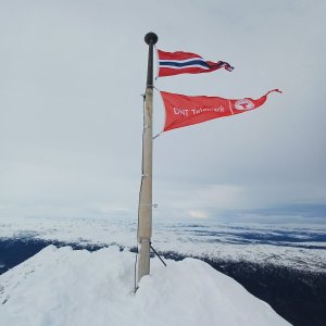 Jiří Tomaštík na vrcholu Gaustatoppen (22.3.2026 13:03)
