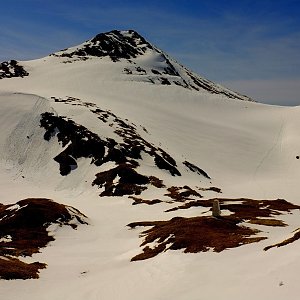 Jan Matiášek na vrcholu Iezerul Caprei (27.4.2017 13:31)