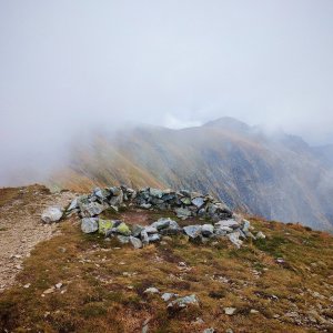 Šárka on the summit of Hrubý vrch (28.9.2025 14:58)