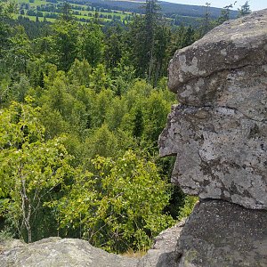 Monika Moudrá na vrcholu Malinská skála (17.7.2022 11:15)