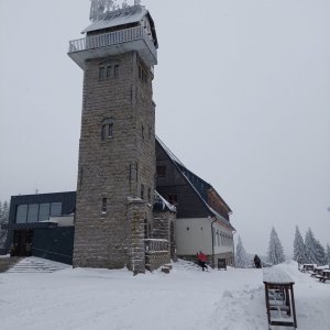 Petr Svoboda on the summit of Nekras (4.1.2026 11:03)