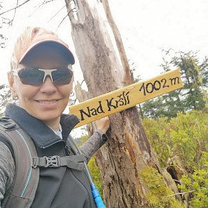 Jana Hrouzková na vrcholu Nad Kršlí (24.5.2021 16:02)