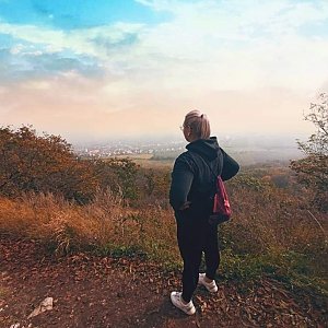 Kristýna Harcová on the summit of Děvičky (23.10.2020 14:01)