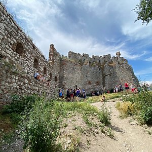 Jiří Šrámek na vrcholu Dívčí hrad (Děvičky) (4.7.2021 12:20)