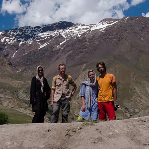 Iveta Válová on the summit of Alamut (13.5.2019 12:24)