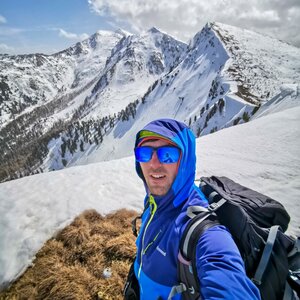 Jiří Králík on the summit of Klein Seegupf (30.3.2024 11:43)