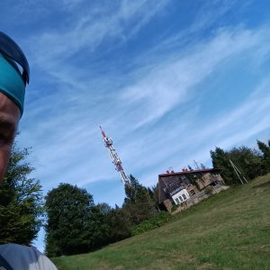 Li Be na vrcholu Kozińce (28.8.2025 17:27)