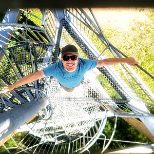 Tomáš Vaníček na vrcholu Bedřichov (7.8.2022 11:00)